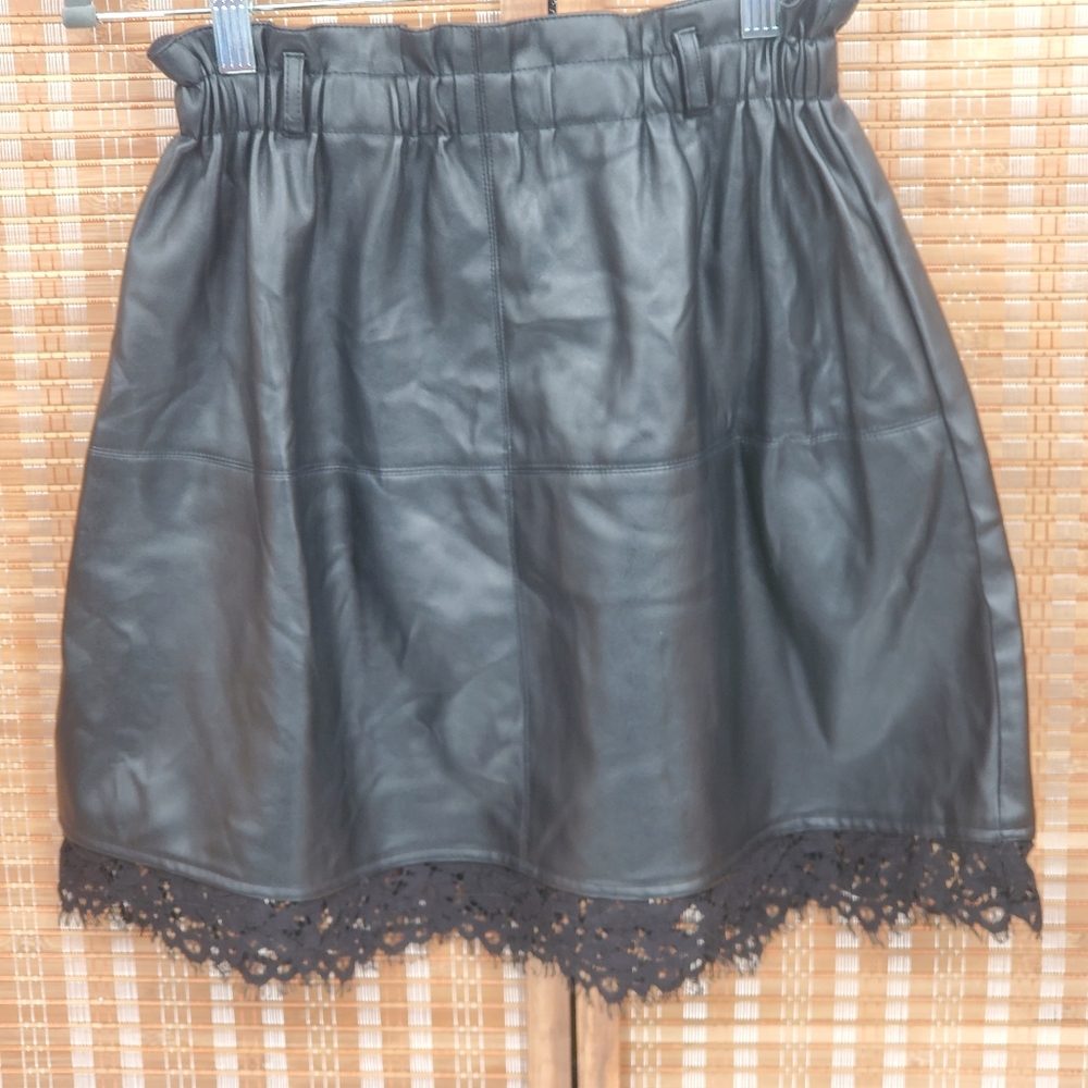 ♧ Mustard Seed Black Faux Leather Lace Trim Mini Skirt Size Small